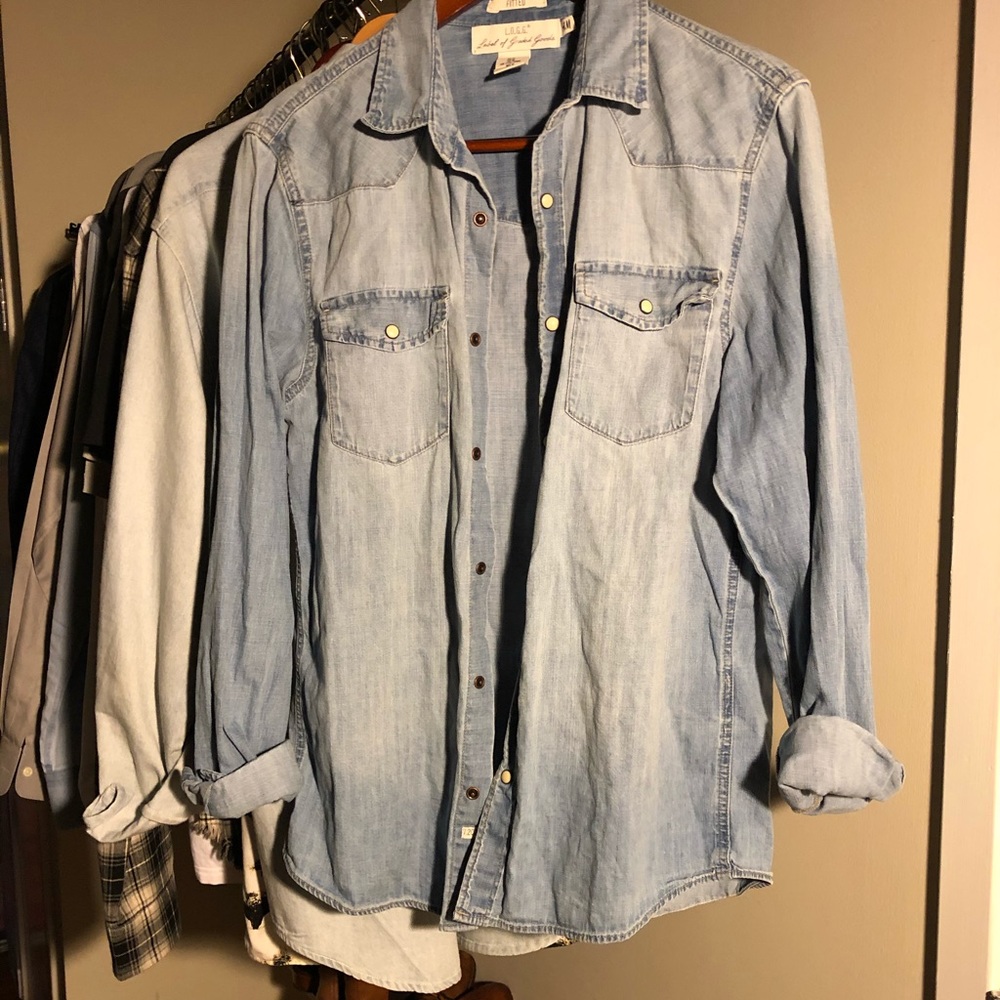 Retro Denim H&M Shirt w/ Sweet White Snap Buttons